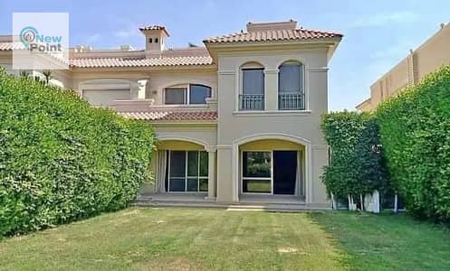 Stand alone villa for sale in installments over 8 years in the most prestigious compound in New Cairo | Hyde Park