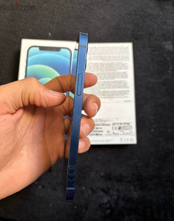 iPhone 12 Blue 128 GB 3