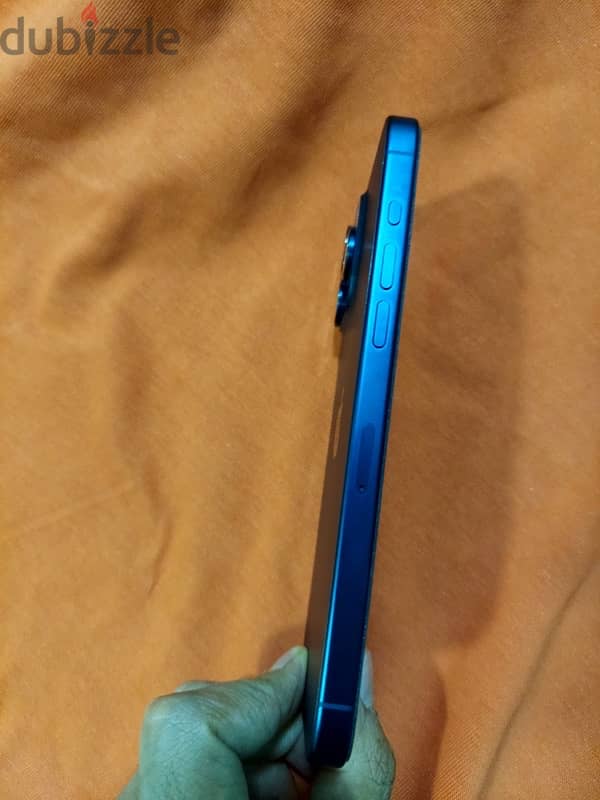 Iphone 15 pro max blue titanium 4