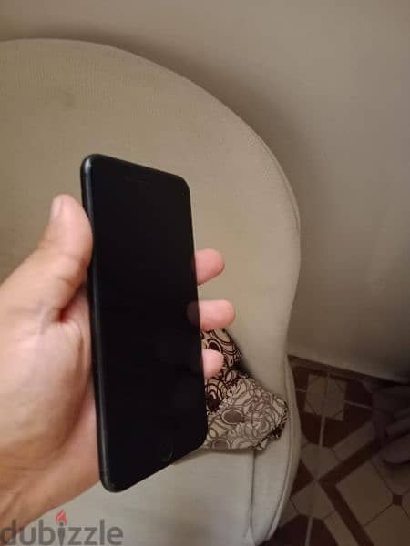 بيع او بدل ب اندرويدiphone 7plus 128G 1