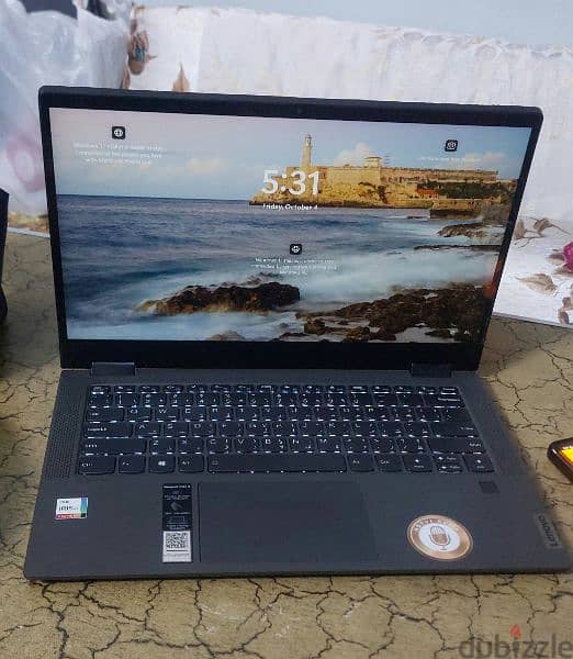 للبيع لينوفو جايبه من امريكا i7 g11 2