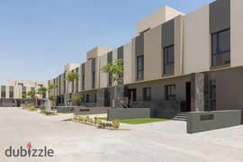 Duplex with immediate receipt for sale in Al Burouj Compound in front of the International Medical Center, with ultra super luxury finishing, ready fo 0