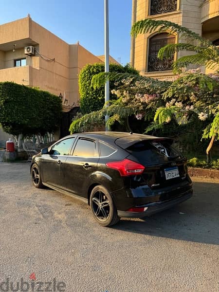 Ford Focus 2018 titanium full package 3