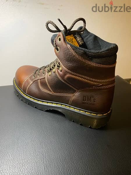 جزمه dr martens جديده 7