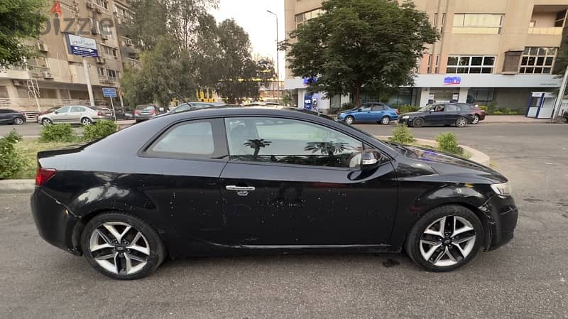 Kia Cerato Coupe 2011 6