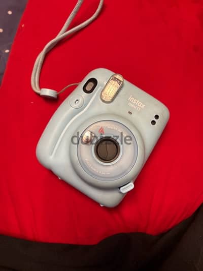 instax mini 11 polaroid camera