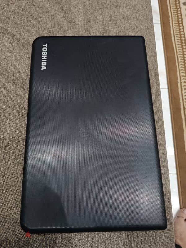 Laptop Toshiba satellite core i3 G3 Ram 8 6