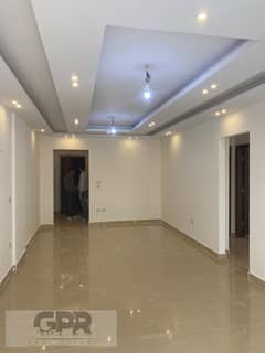 شقه للبيع فى موقع مميز فى الجولدن سكوير  Apartment for sale in prime location in Golden square