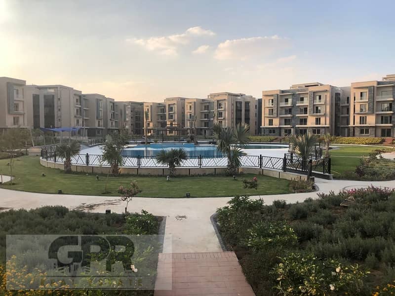 شقه للبيع فى موقع مميز فى الجولدن سكوير  Apartment for sale in prime location in Golden square 7