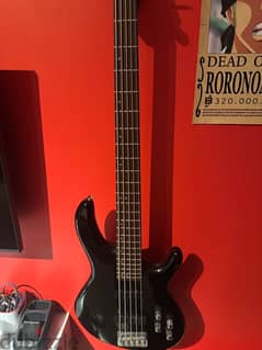 cort action V 5 string bass