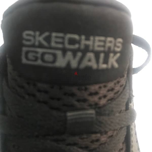 Sketchers (GoWalk) 9