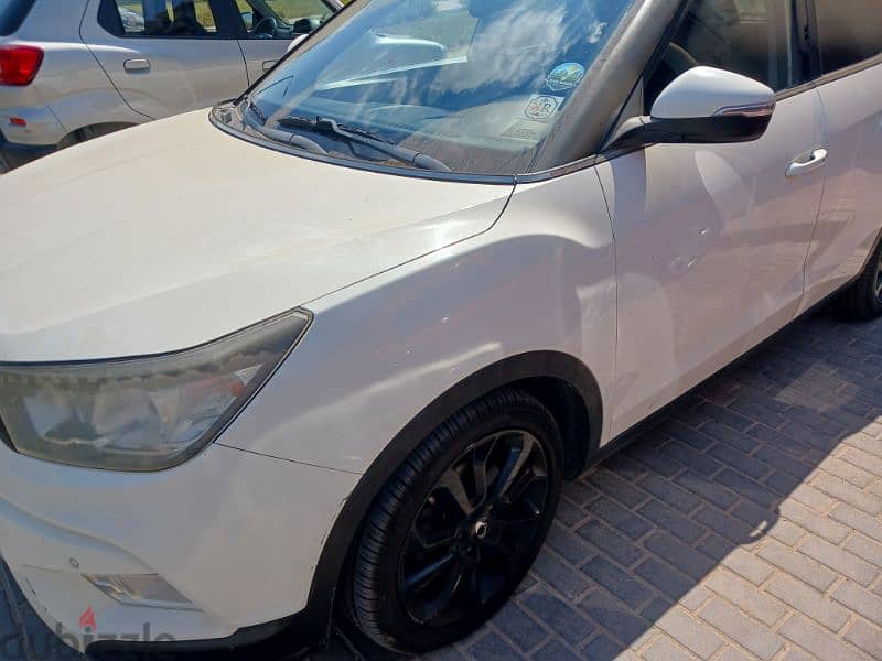 Ssang Yong Tivoli 2016 1