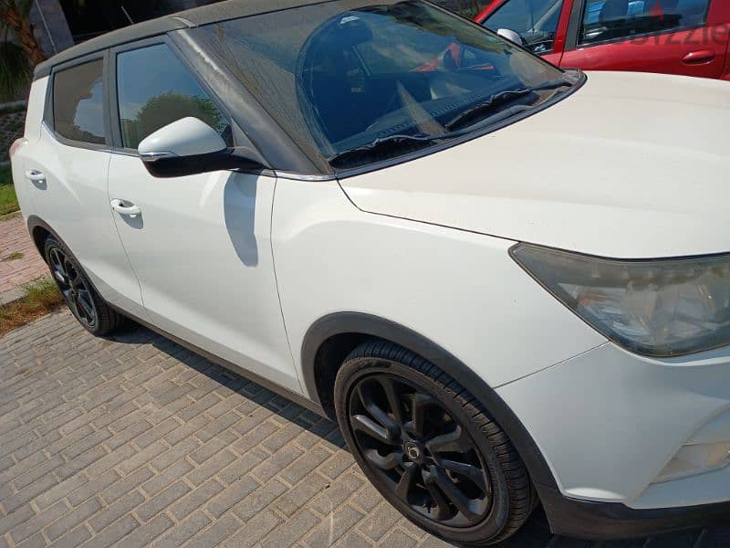 Ssang Yong Tivoli 2016 2