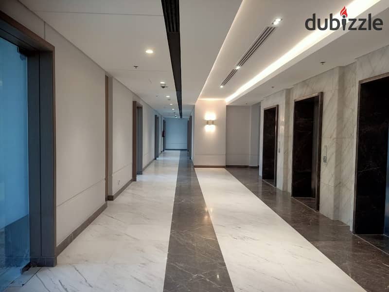 Administrative office for sale, 73, immediate receipt in installments, in the Smart Village next to Sheikh Zayed and near the 26th of July Corridor 1