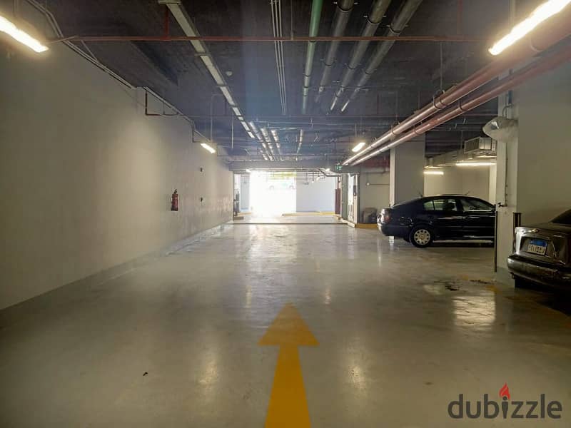 Administrative office for sale, 73, immediate receipt in installments, in the Smart Village next to Sheikh Zayed and near the 26th of July Corridor 4