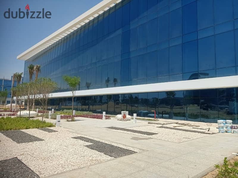 For sale, an administrative office of 146 meters, immediate receipt in installments, in the Smart Village next to Sheikh Zayed and near the 26th of Ju 12