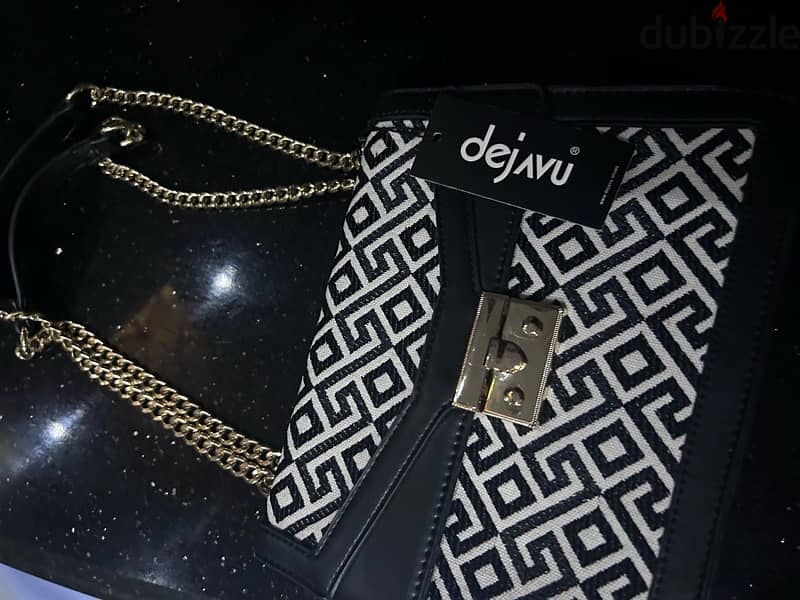 dejavu bag 1