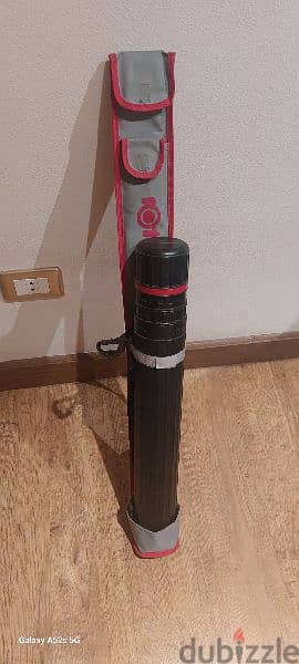 مسطرة حرف T  80 cm و جراب لوحات