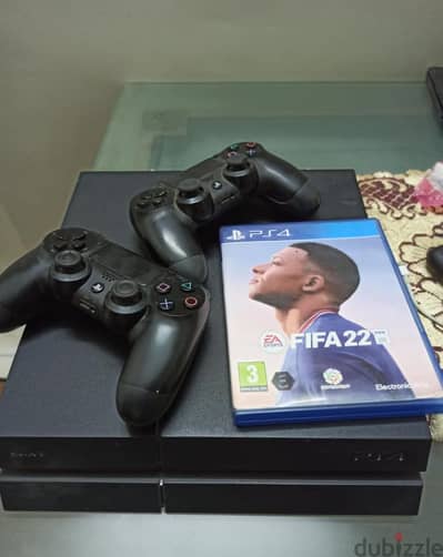 ps4 for sale بلاستيشن ٤ للبيع