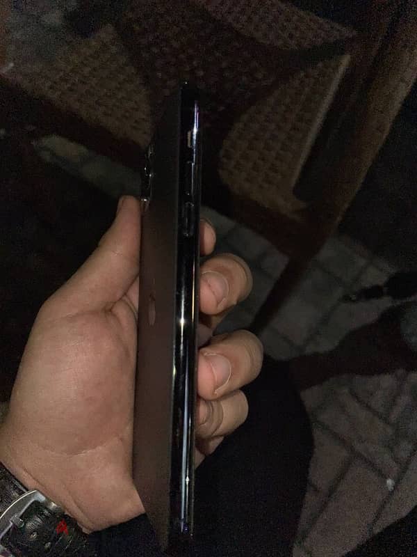 For sale IPhone 11 Pro Max 1