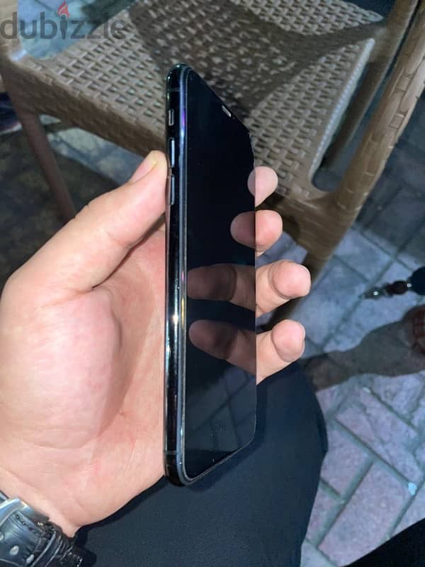 For sale IPhone 11 Pro Max 2