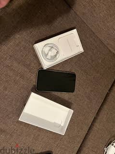 iphone 11, 64 GB used in an excellent condition