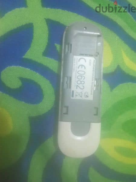 فلاشه نت usb مستعملين واحده بغطاء والتانين بدون غطاء 2