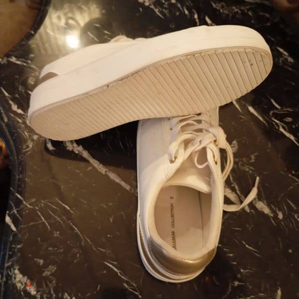 New pull & bear sneakers size 40 for women 1