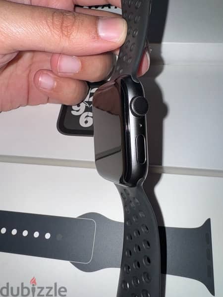 Apple Watch SE 44MM 0