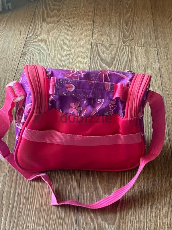 girls bags and lunch bag شنطة ظهر ولانش باج بناتي 8