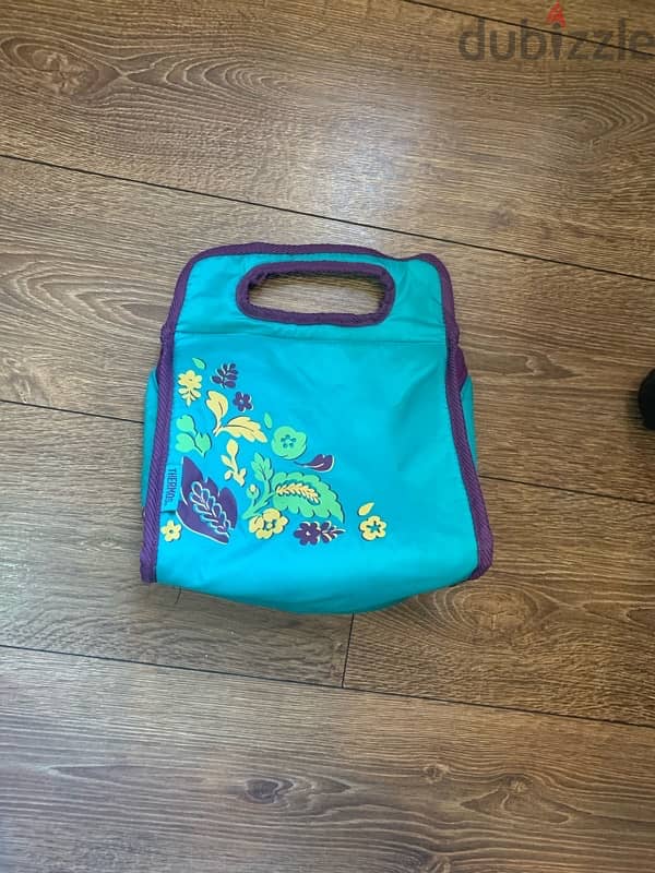 girls bags and lunch bag شنطة ظهر ولانش باج بناتي 10