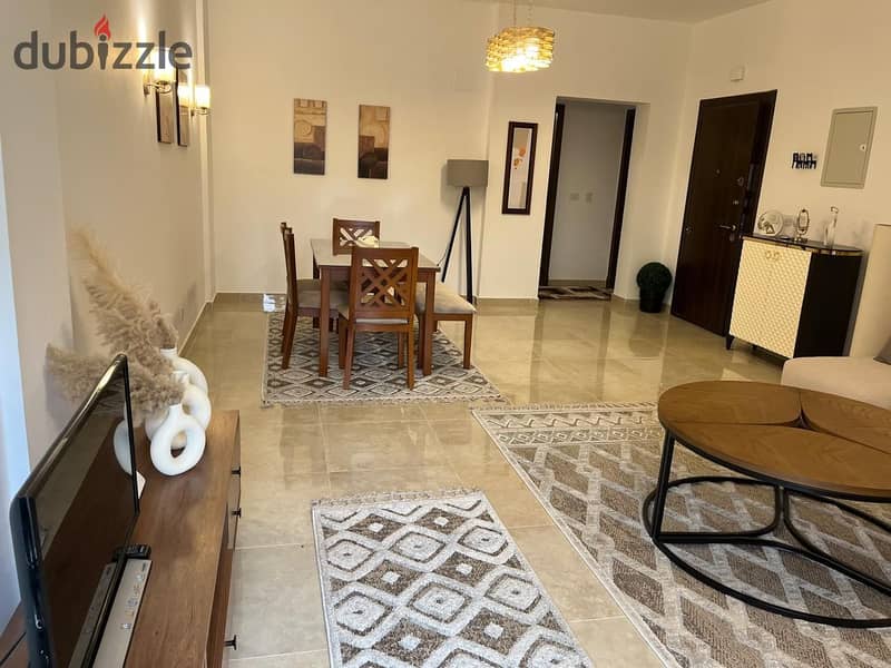 studio 95m with garden fully furnished for rent al marassem compound 4