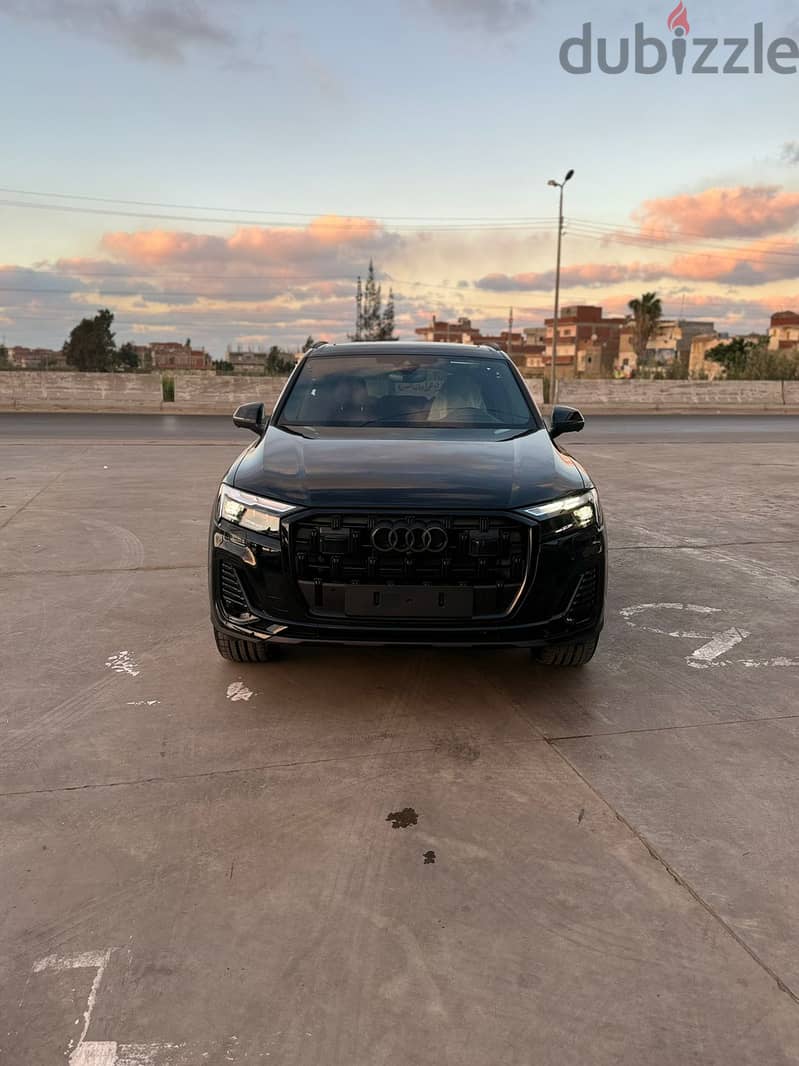 Audi Q7  45-TFSI Quattro 3