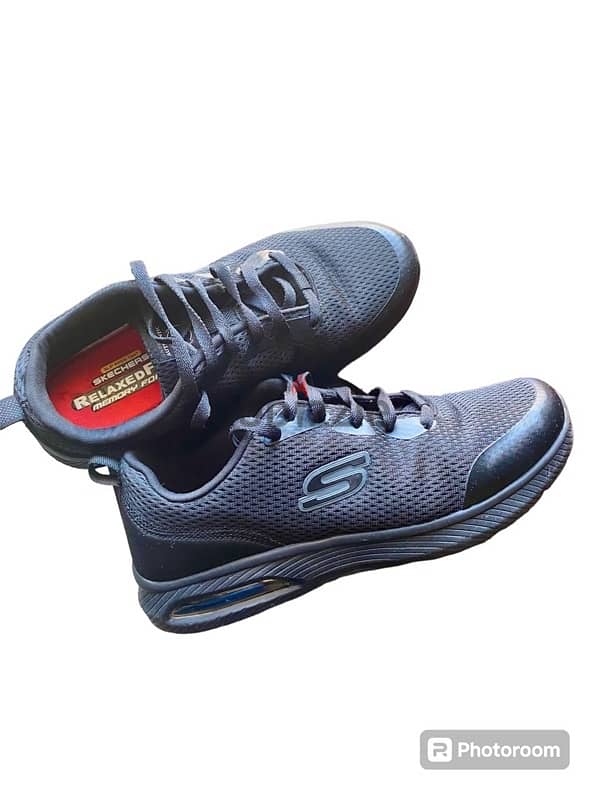 sketchers shoes 3