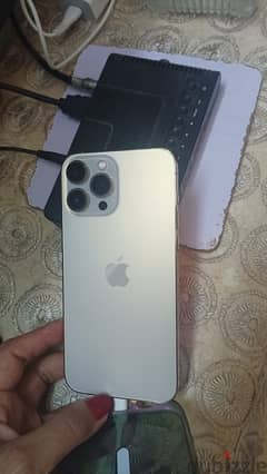 I phone 13 pro max 256 without box 38k