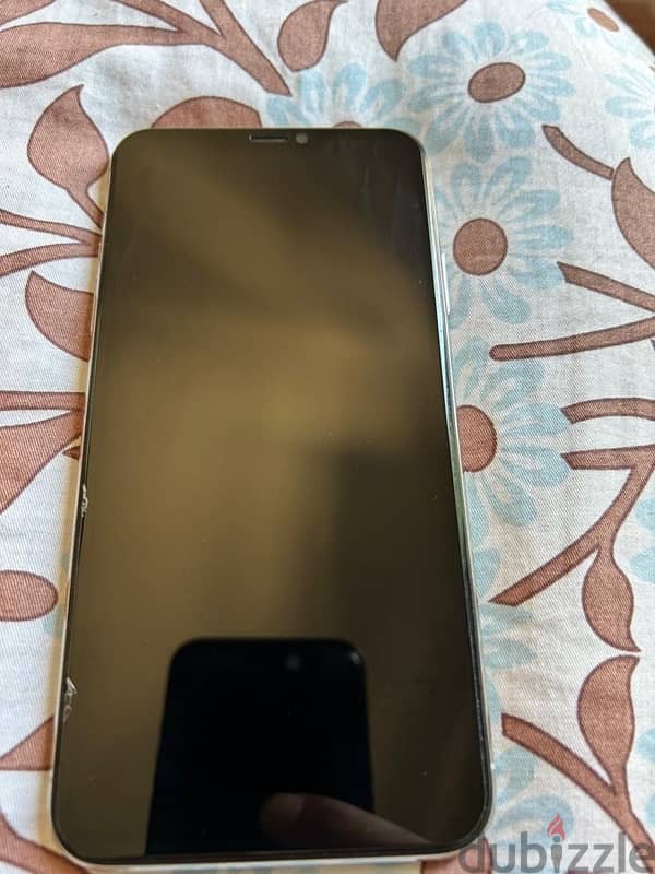 iPhone 11 Pro Max 256 g للبيع 9