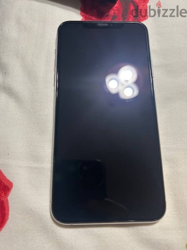 iPhone 11 Pro Max 256 g للبيع 18