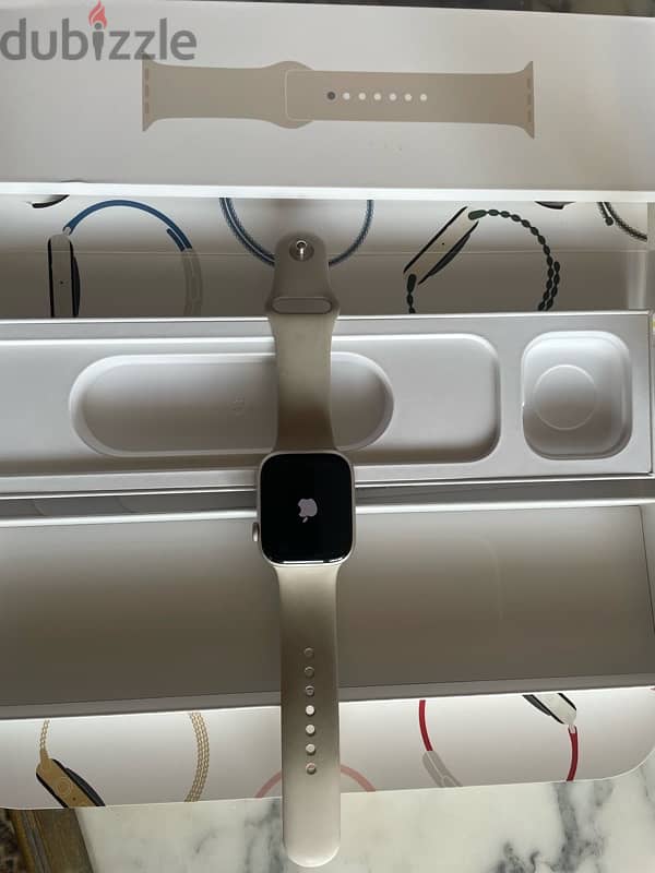 apple watch series 8 45mm starlight from the UAE 0