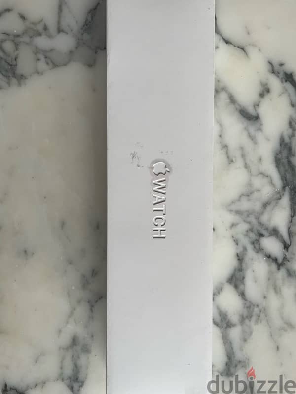 apple watch series 8 45mm starlight from the UAE 4