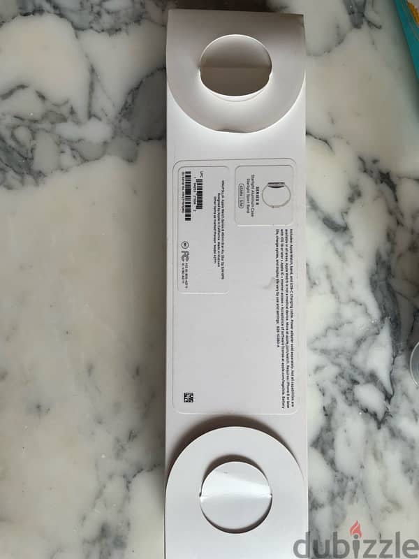 apple watch series 8 45mm starlight from the UAE 6