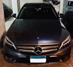 Mercedes-Benz C180 2020 60000km