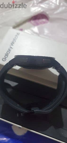 galaxy watch 6 44mm graphite , silicone strap 3