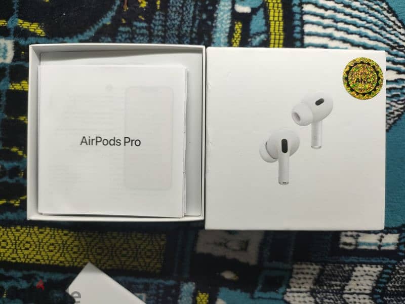 AirPods Pro 2 semi original كسر زيرو لسة بكرتونتها 7