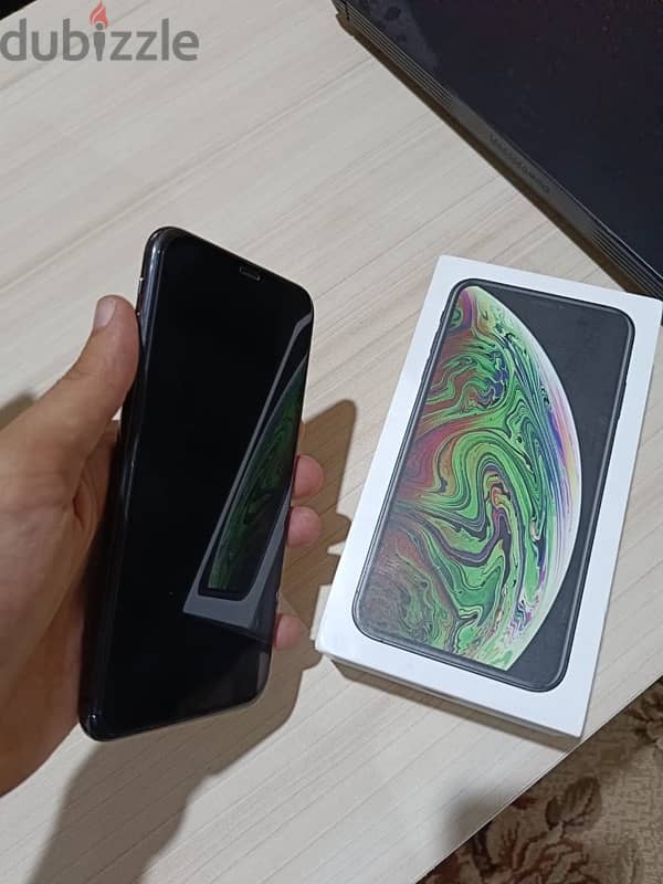 iphone xs max 1