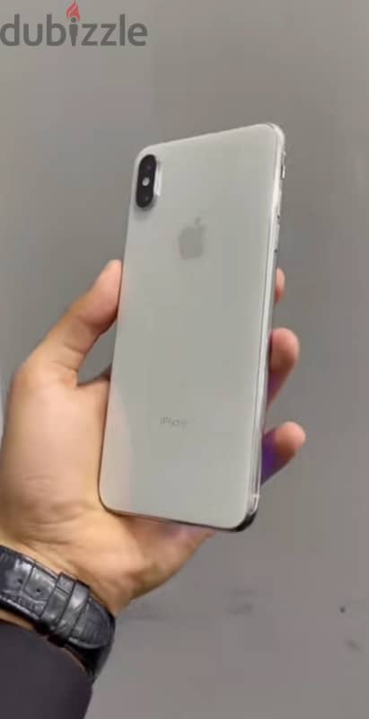 ‏IPhone XS Max 1