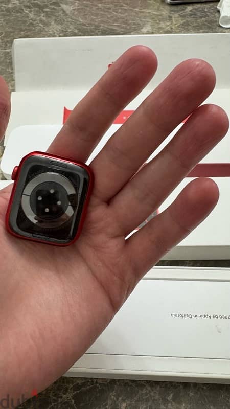 Apple Watch series 6 - 44mm Red قابل للتفاوض 3