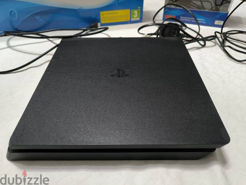 Playstation 4 Slim 500 GB with 2 Controllers and 2 Games 5