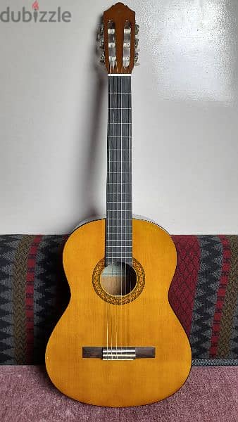 جيتار ياماها c40 أصلي بالختم عليه / guitar Yamaha c40 1