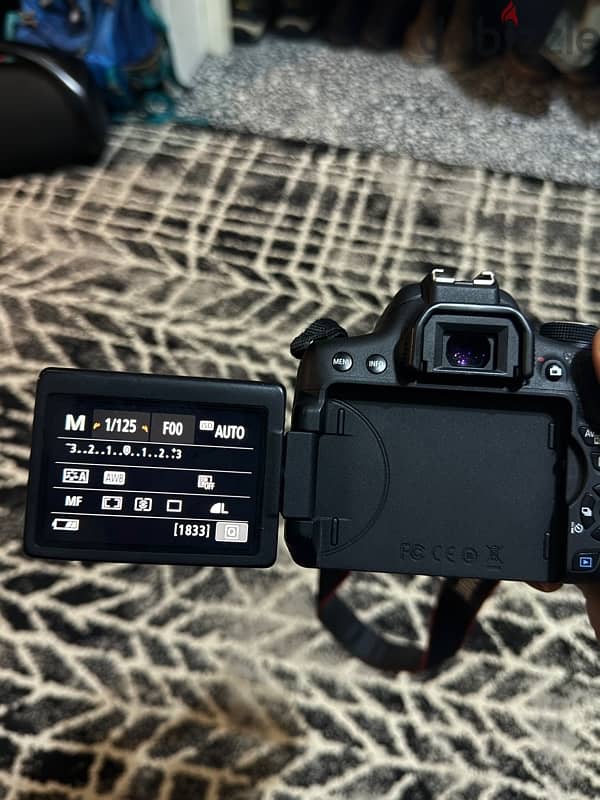 Canon 750D for sale like new 1.8k shutter 1