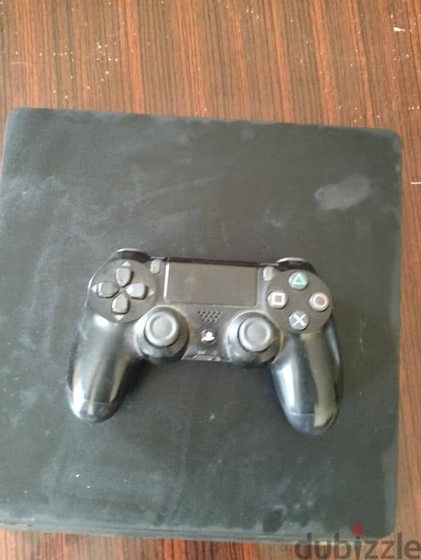 playstation 4 slim 1